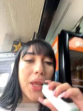 Snapshot of Melody_rousse_ chatting on 10/22/25, 08:19 Melody rousse online show from 10/22/25, 08:19