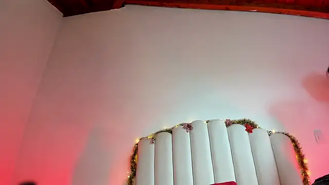 Zaira Rose  online show from 11/28/25, 02:39