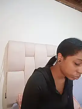 Snapshot of Zaira_Rose_ chatting on 05/28/26, 09:10 Zaira Rose online show from 05/28/26, 09:10
