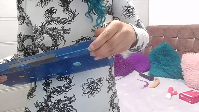 Ariasmithog online show from 09/24/25, 01:06