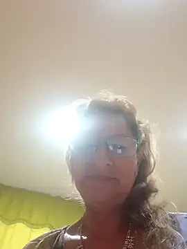 MaryLunna online show from 03/20/25, 11:38