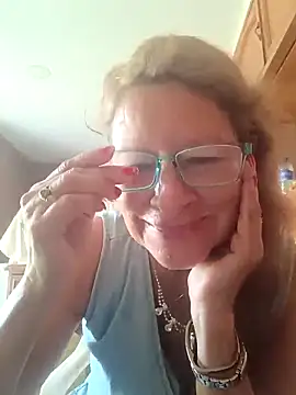 MaryLunna online show from 02/28/25, 07:14