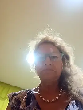 MaryLunna online show from 03/11/25, 11:33