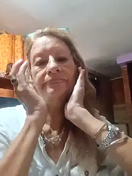 MaryLunna online show from 02/27/25, 07:04