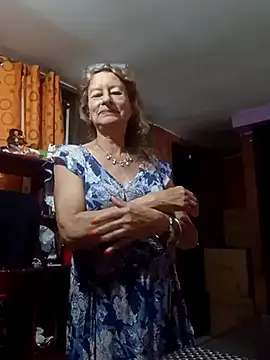 MaryLunna online show from 03/05/25, 01:17