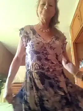 MaryLunna online show from 02/18/25, 07:19