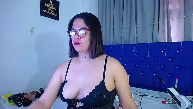 hornny cougar online show from 04/07/26, 06:10