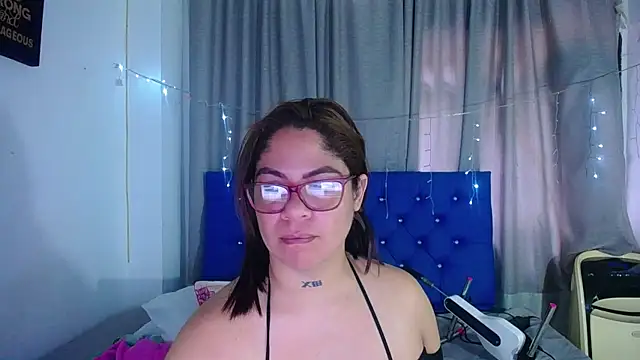 hornny cougar online show from 02/16/26, 06:50