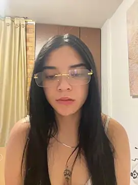 eileensophi online show from 10/24/25, 02:54