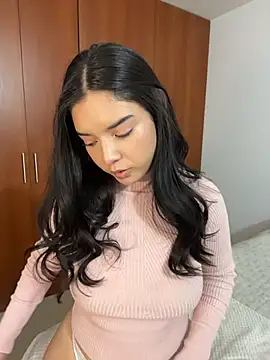 eileensophi online show from 03/25/26, 02:23