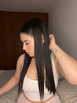 eileensophi online show from 04/20/26, 02:14