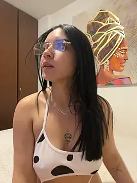 eileensophi online show from 10/07/25, 03:07