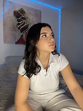 eileensophi online show from 02/17/25, 06:09