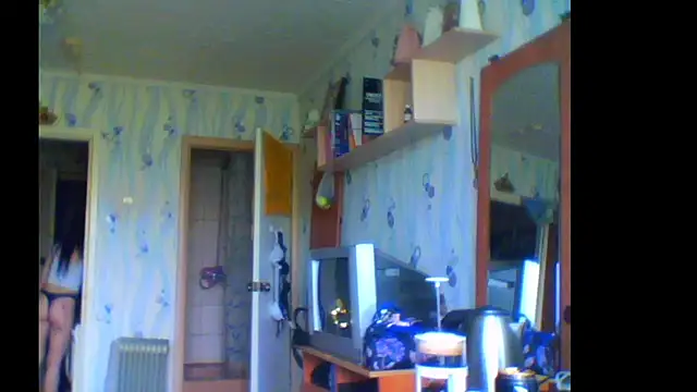 Snapshot of RussNocturnal chatting on 05/20/26, 01:08 RussNocturnal online show from 05/20/26, 01:08