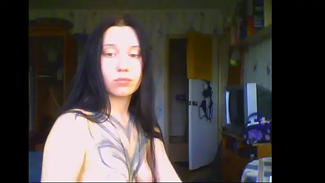 Snapshot of RussNocturnal chatting on 05/09/26, 01:20 RussNocturnal online show from 05/09/26, 01:20