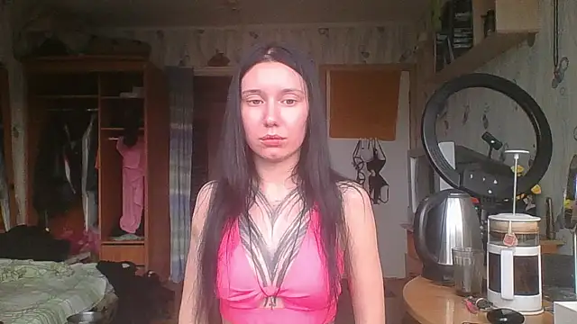 Snapshot of RussNocturnal chatting on 06/21/26, 03:40 RussNocturnal online show from 06/21/26, 03:40