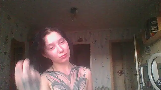Snapshot of RussNocturnal chatting on 06/11/26, 10:07 RussNocturnal online show from 06/11/26, 10:07