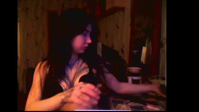 Snapshot of RussNocturnal chatting on 05/13/26, 07:10 RussNocturnal online show from 05/13/26, 07:10