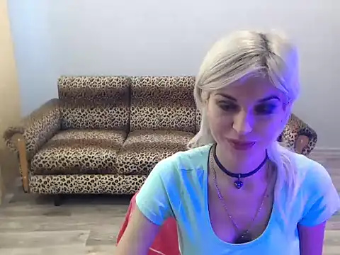 Snapshot of SexyBeatriice chatting on 09/20/25, 06:29 SexyBeatriice online show from 09/20/25, 06:29