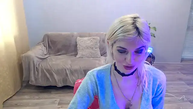 SexyBeatriice online show from 02/16/26, 07:29