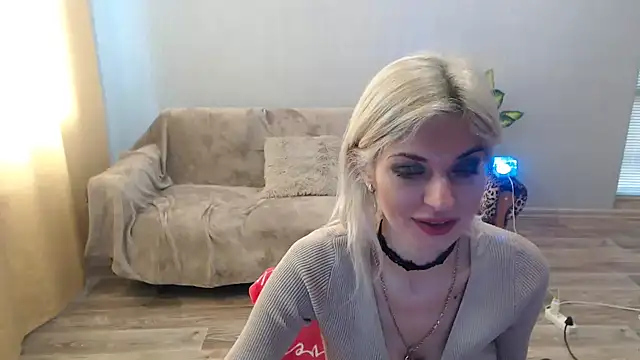 SexyBeatriice online show from 03/22/26, 07:32