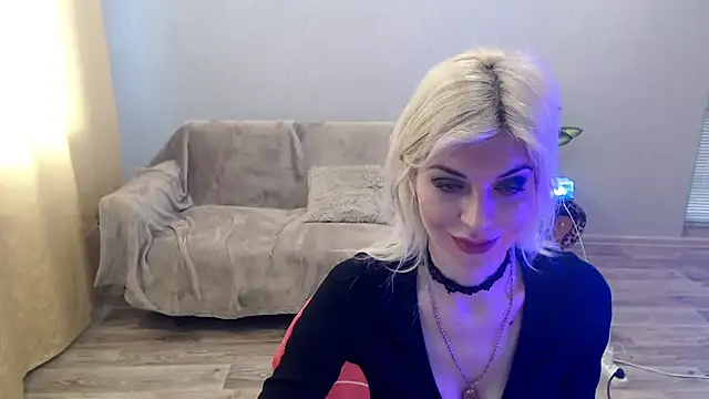 SexyBeatriice online show from 03/28/26, 07:09