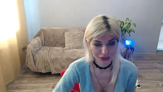 SexyBeatriice online show from 03/04/26, 07:27