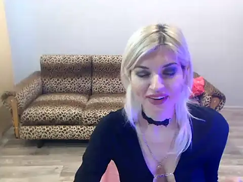 Snapshot of SexyBeatriice chatting on 11/29/25, 07:41 SexyBeatriice online show from 11/29/25, 07:41