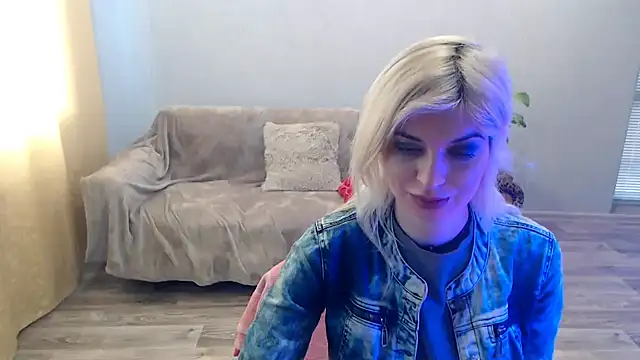 SexyBeatriice online show from 02/15/26, 07:20