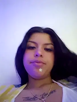 Snapshot of Angela_Sophie chatting on 04/11/26, 08:45 Angela Sophie online show from 04/11/26, 08:45