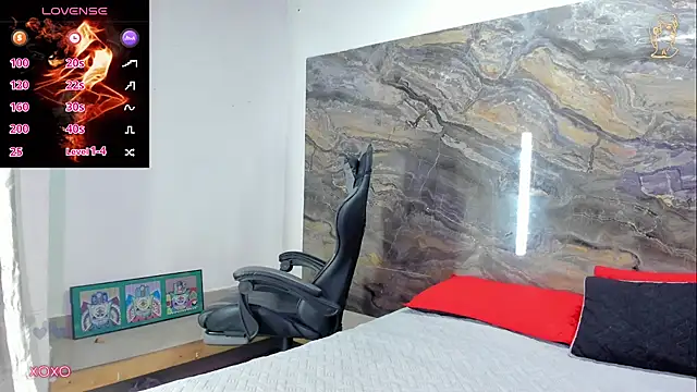 Snapshot of Estefy_gomez09 chatting on 02/20/26, 12:18 Estefy gomez09 online show from 02/20/26, 12:18