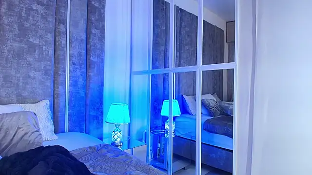 AliDiaz  online show from 04/07/26, 06:43