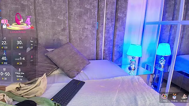 AliDiaz  online show from 11/06/25, 07:18