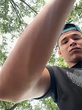 arevalo1124 online show from 11/18/25, 09:29