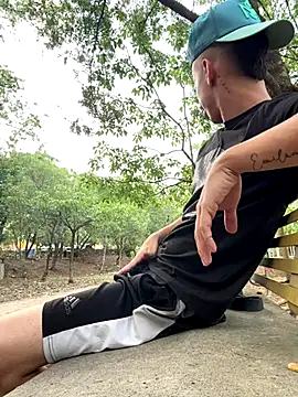 arevalo1124 online show from 11/30/25, 09:04