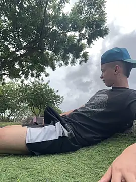 arevalo1124 online show from 12/03/25, 05:23