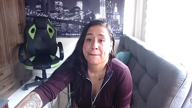 kamila lovee online show from 11/21/25, 07:35