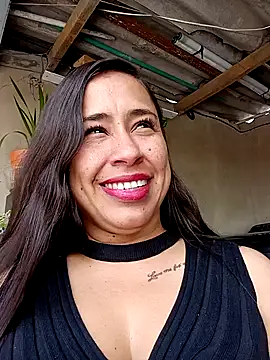 kamila lovee online show from 11/01/25, 06:57