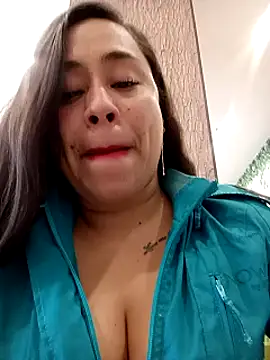 kamila lovee online show from 11/06/25, 07:29