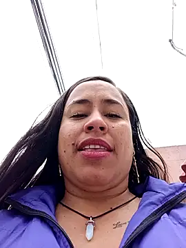 Snapshot of kamila_lovee chatting on 10/20/25, 07:14 kamila lovee online show from 10/20/25, 07:14