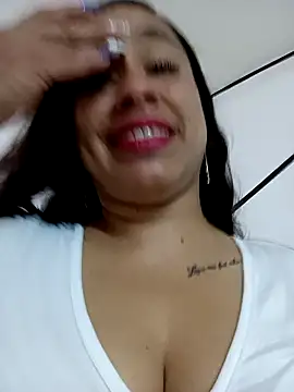 kamila lovee online show from 12/19/25, 07:49