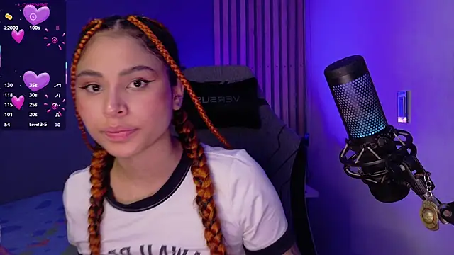 Snapshot of Marivimichel1 chatting on 10/29/25, 07:02 Marivimichel1 online show from 10/29/25, 07:02