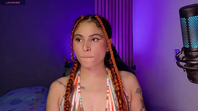 Snapshot of Marivimichel1 chatting on 11/01/25, 07:08 Marivimichel1 online show from 11/01/25, 07:08