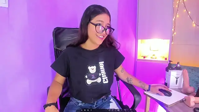 CandyyMaria online show from 09/29/25, 08:03