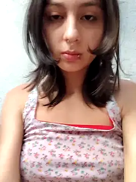 Maiden-Hot online show from 12/03/25, 06:51