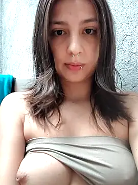 Maiden-Hot online show from 04/02/26, 09:10