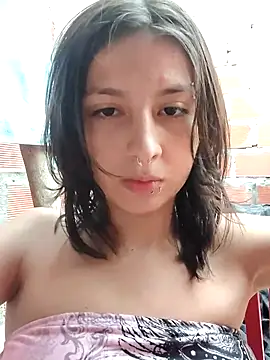 Maiden-Hot online show from 11/19/25, 07:25