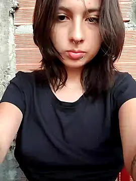 Maiden-Hot online show from 11/22/25, 07:46