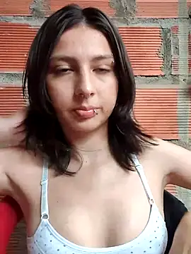 Maiden-Hot online show from 10/16/25, 07:33