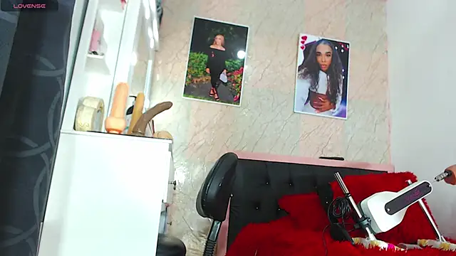 k stormi  online show from 04/16/26, 11:22